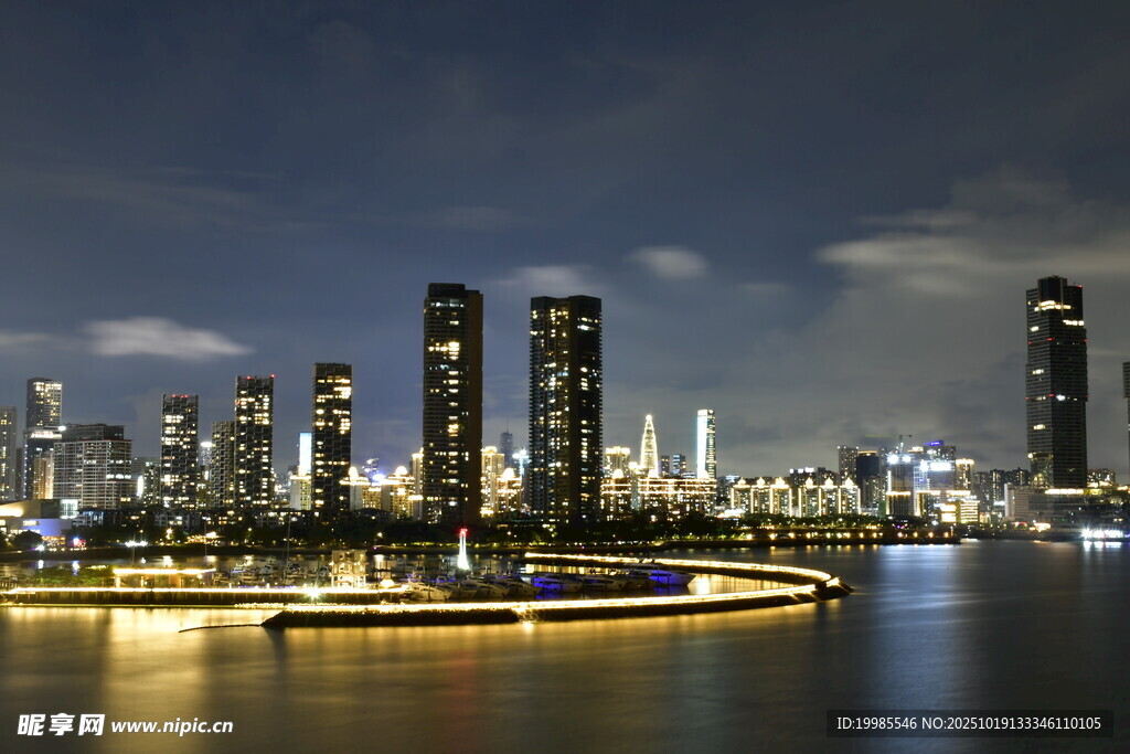 城市璀璨夜景灯火辉煌