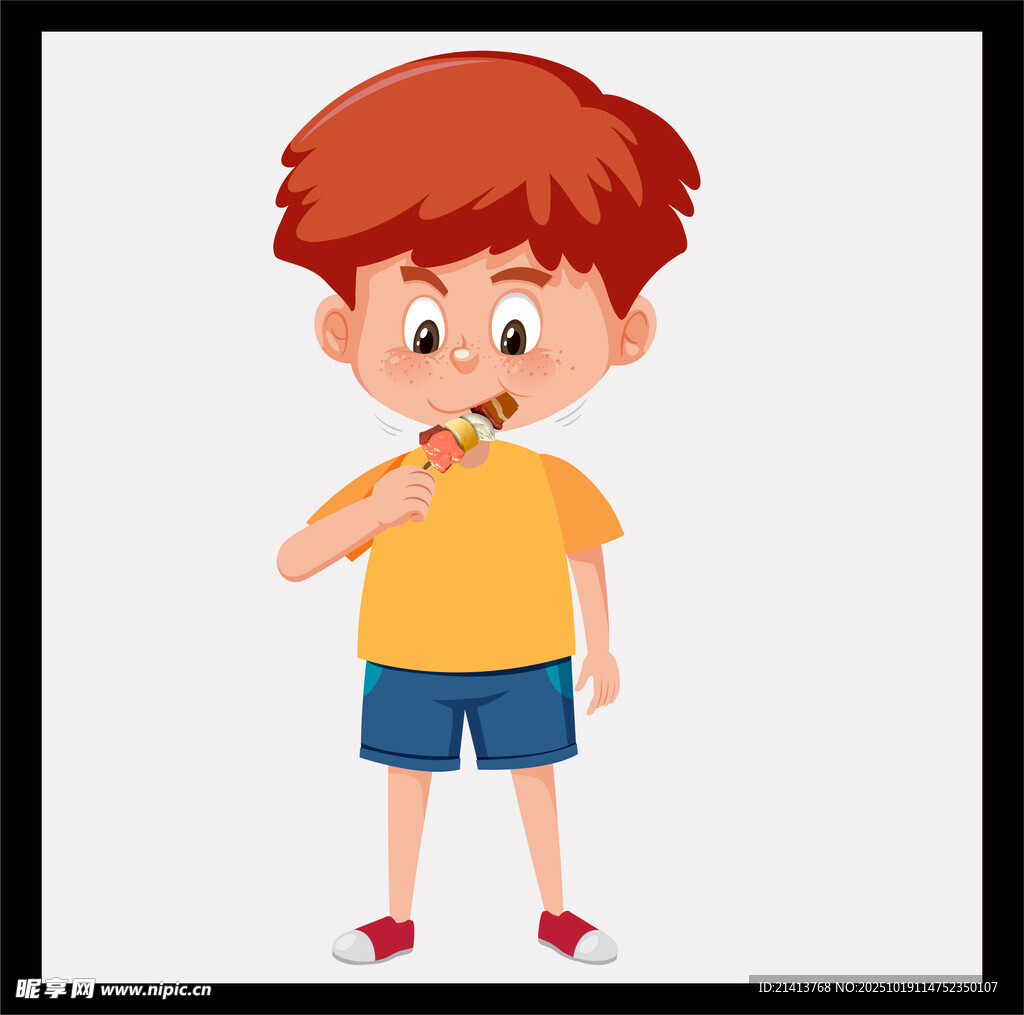 小男孩开心吃水果