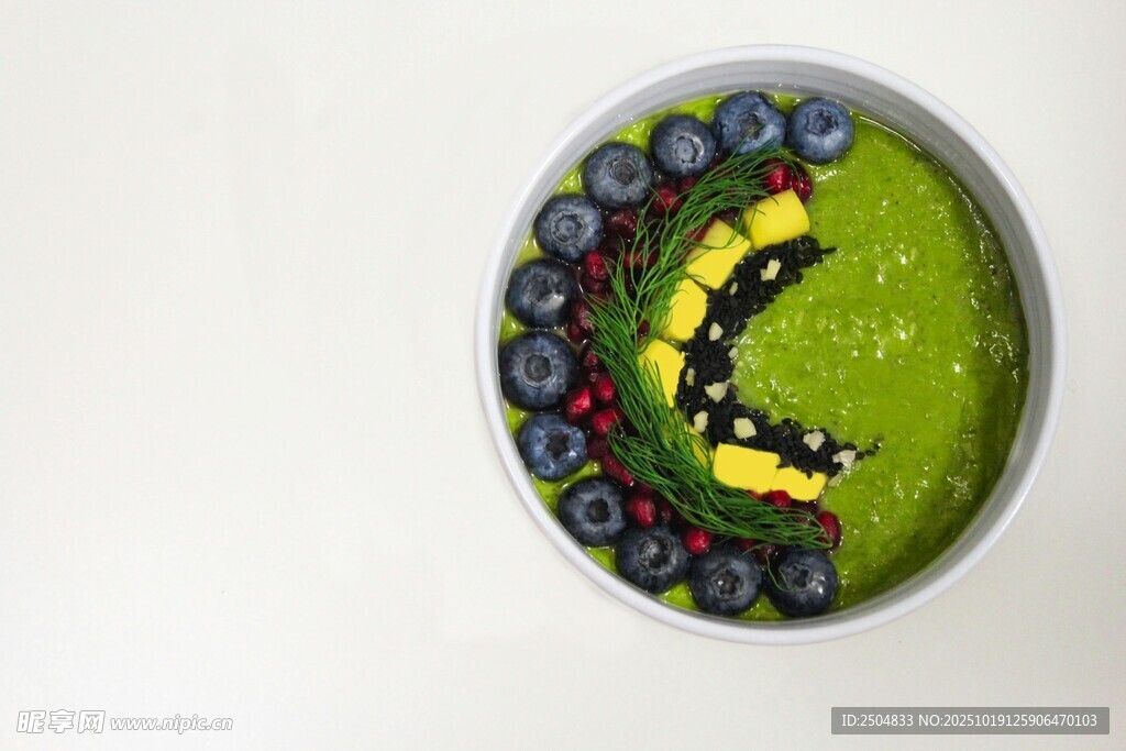 绿色蔬果碗 多彩食材搭配