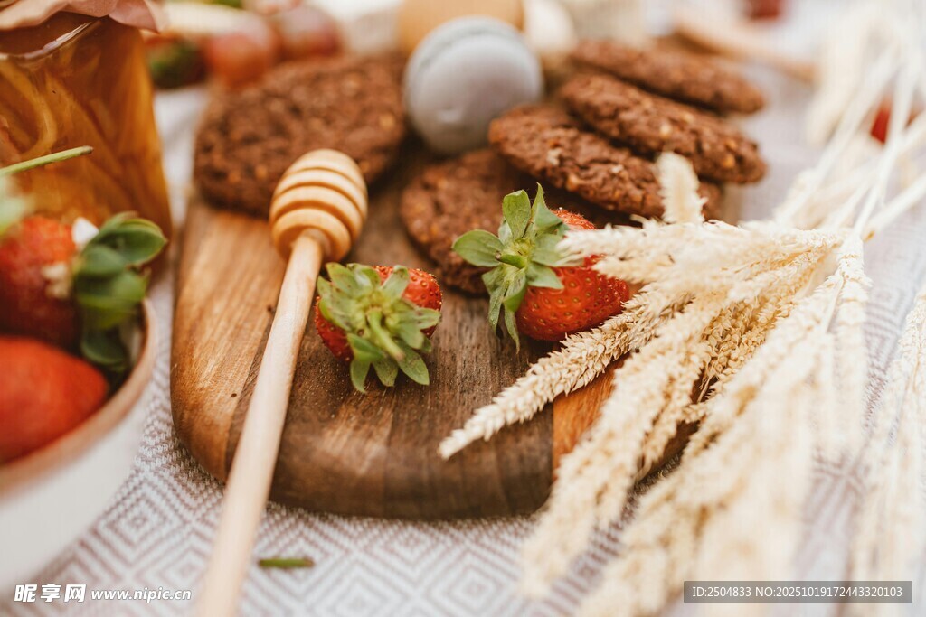 美味烘焙美食与新鲜蔬果