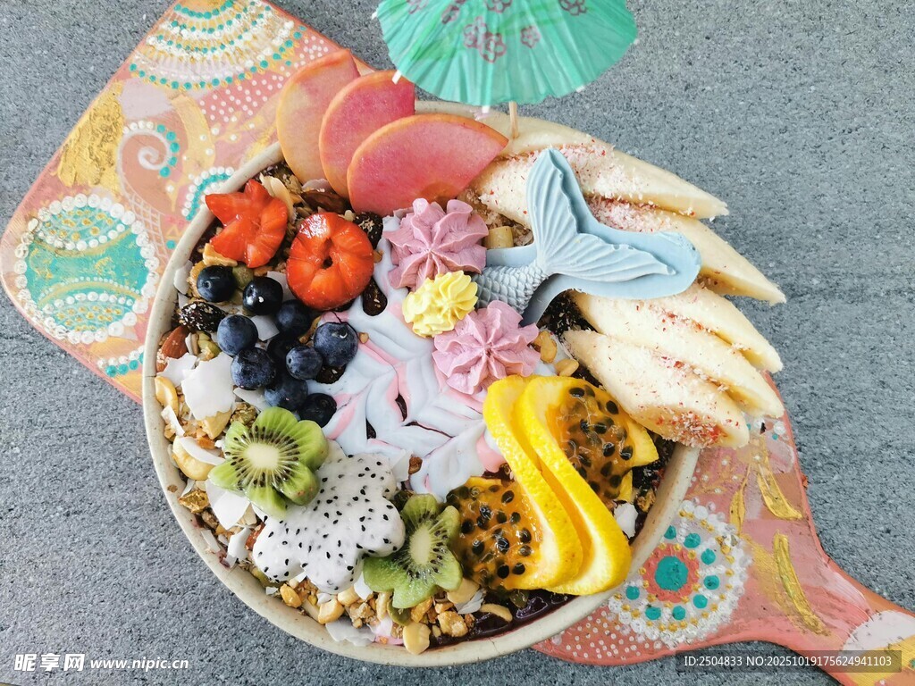 缤纷水果燕麦碗 美味健康