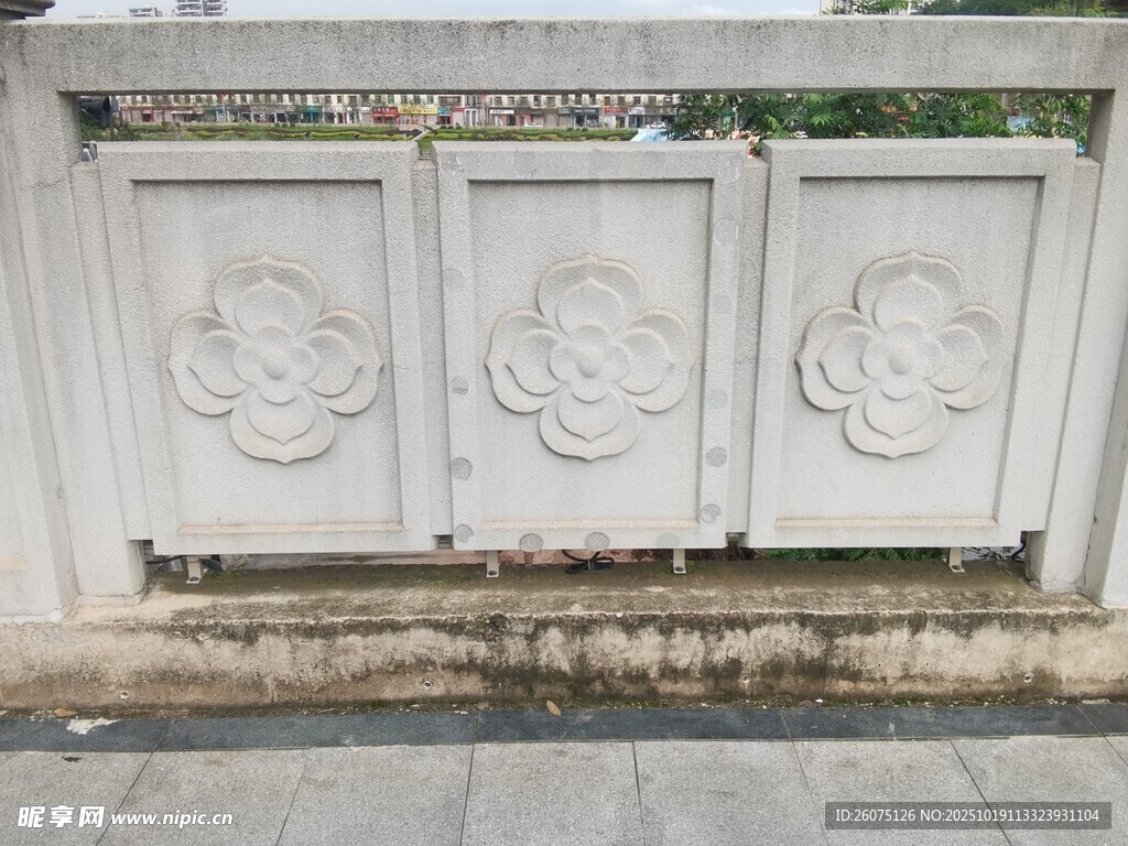 中式雕花石栏