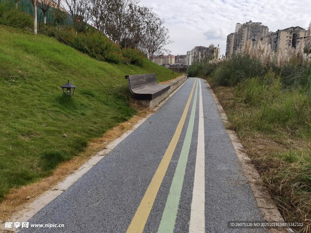 乡村彩色公路风景