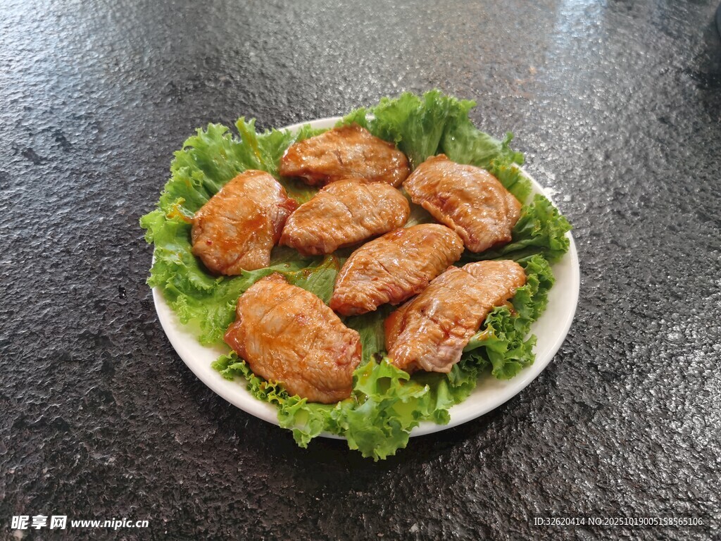 生鸡翅