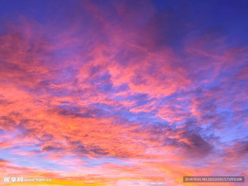 绚丽多彩的梦幻天空