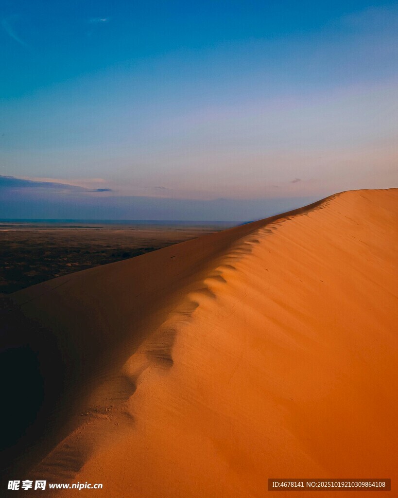 壮丽沙漠沙丘美景