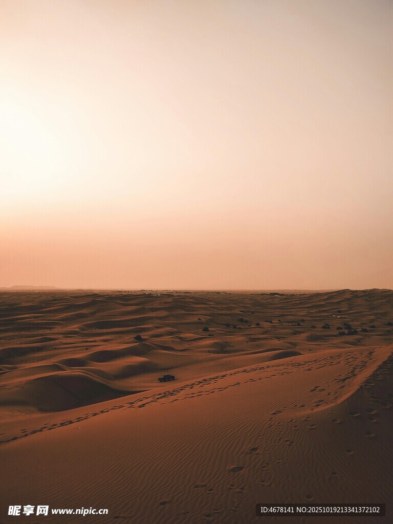 沙漠日落美景