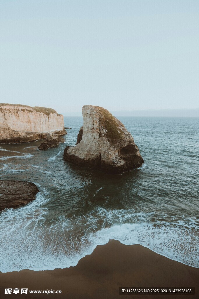 海边独特岩石景观