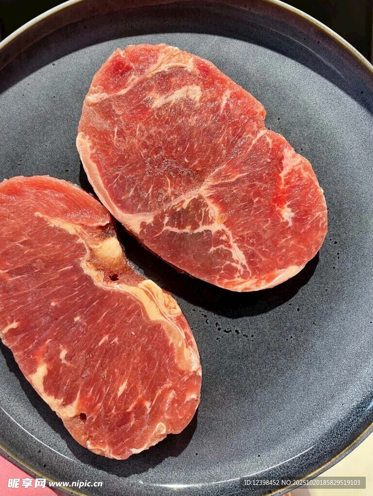 新鲜牛排