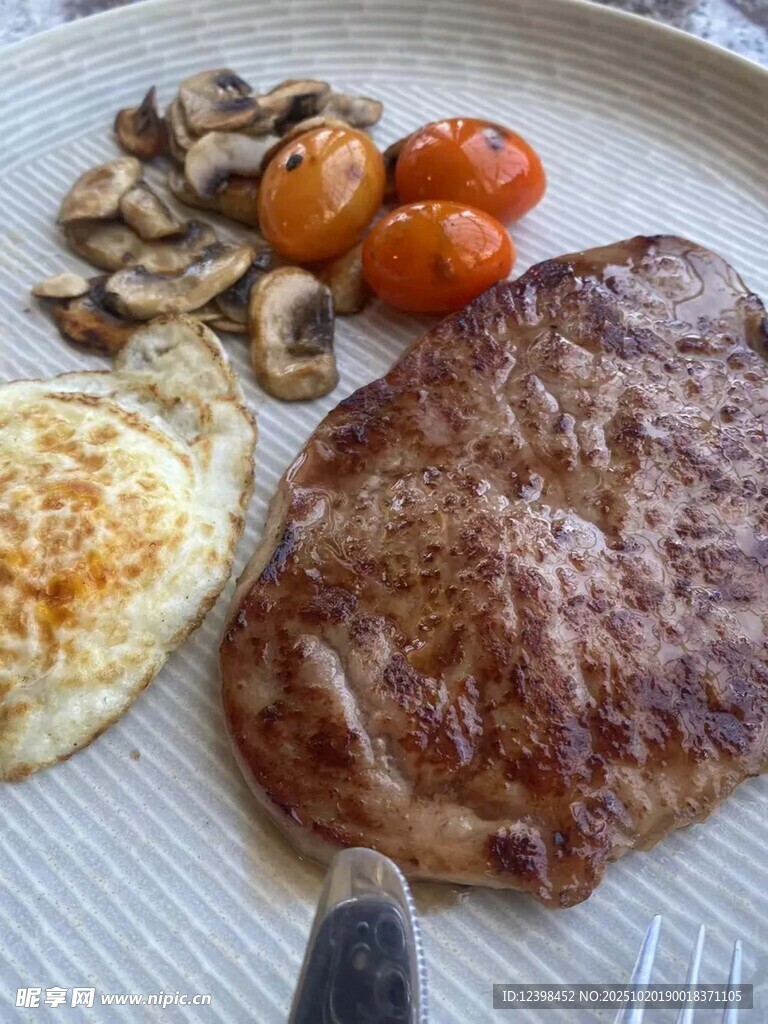 美味牛排早餐组合