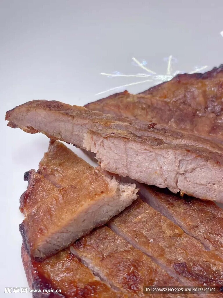 美味熟牛肉切片