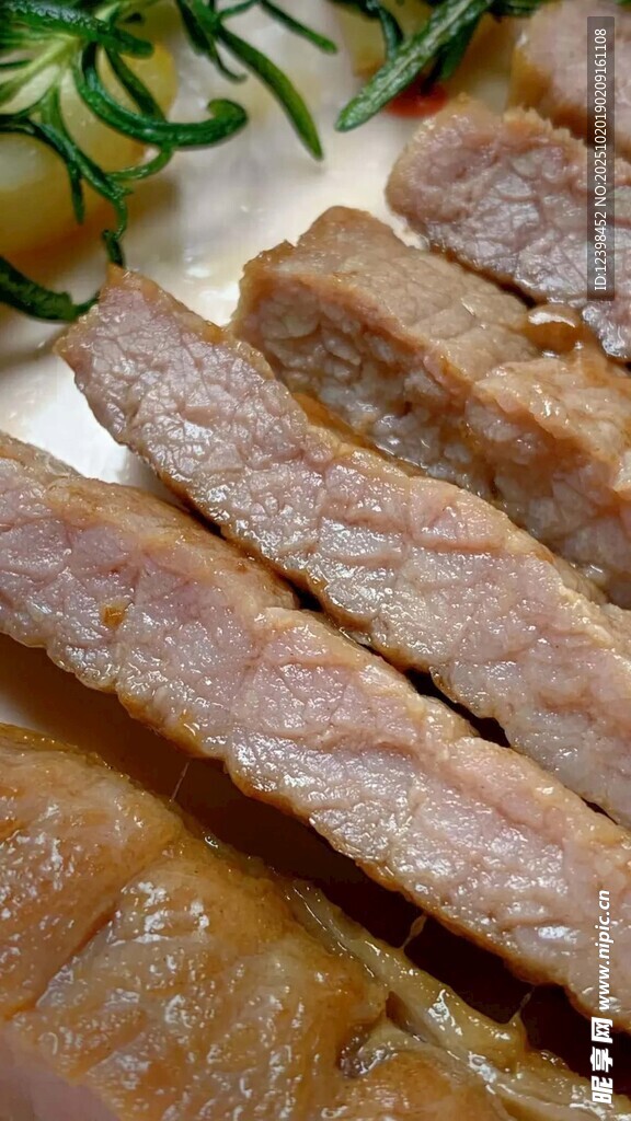 美味熟牛肉切片