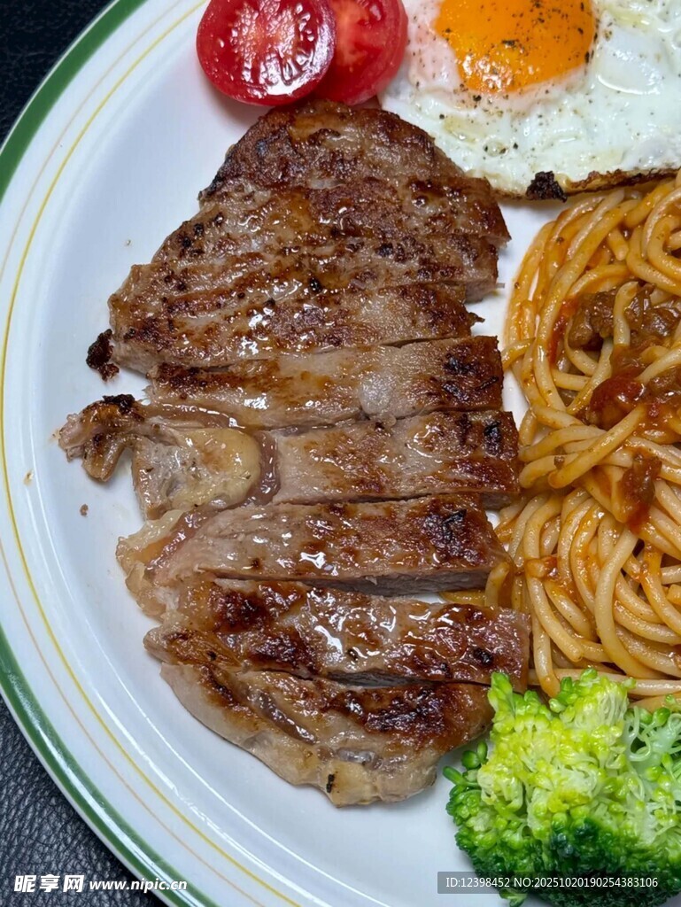 美味牛排意面套餐