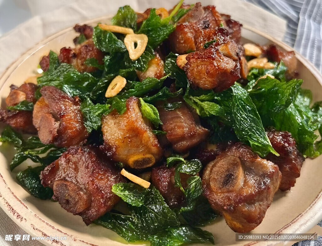 大葱炒排骨