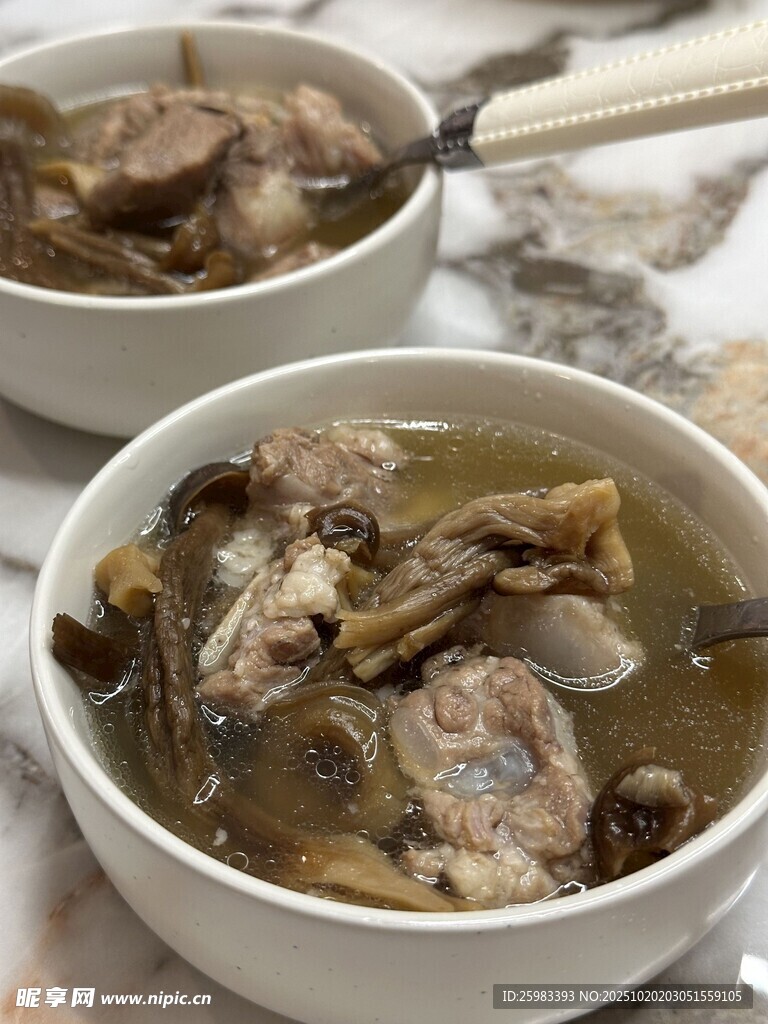 炖排骨