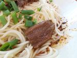 牛肉葱花拌面