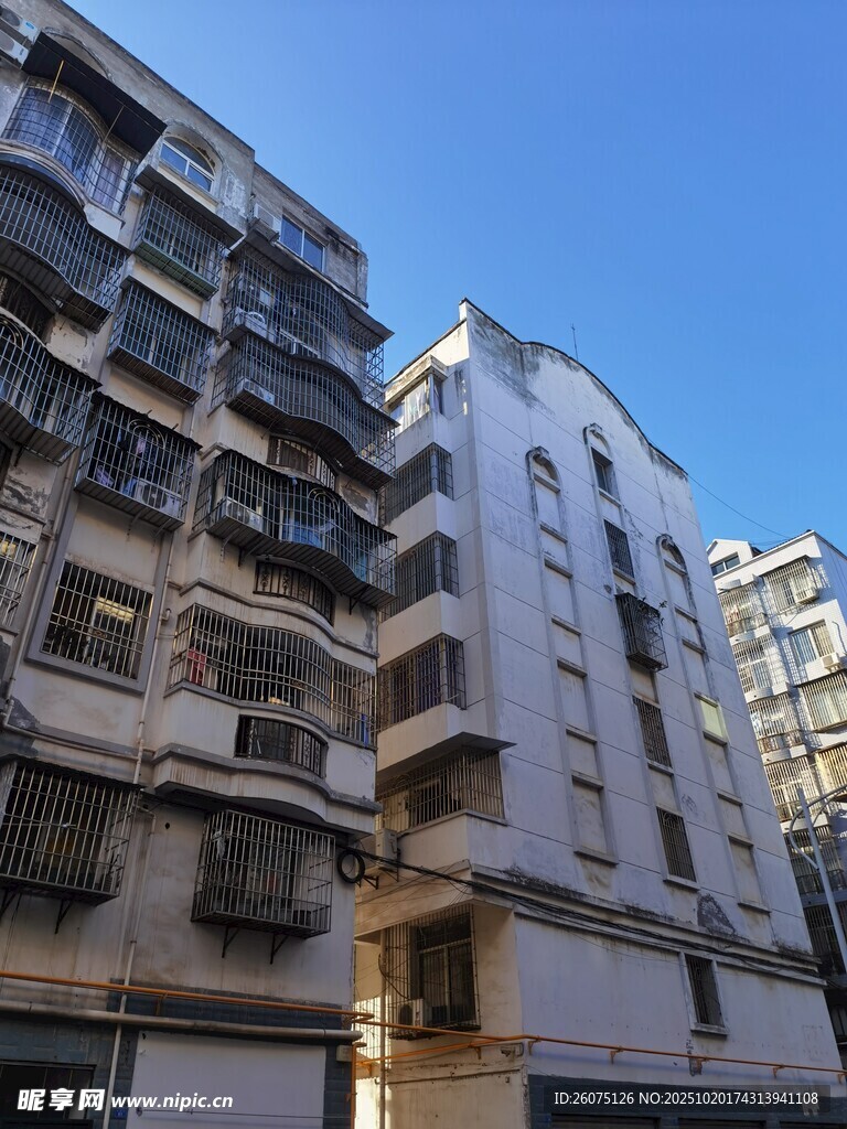 老旧居民楼建筑外观