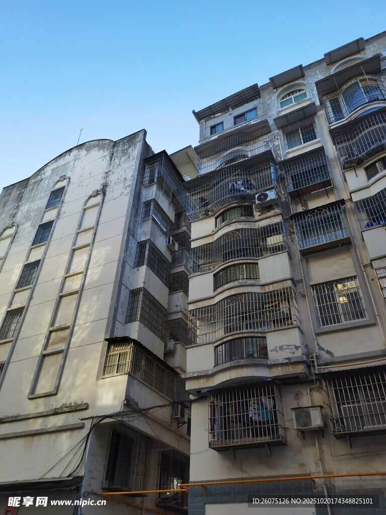 老旧居民楼外观景象
