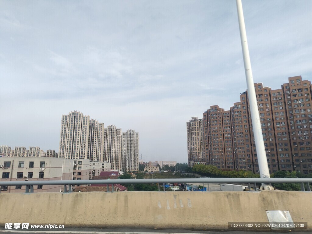 城市高楼景观