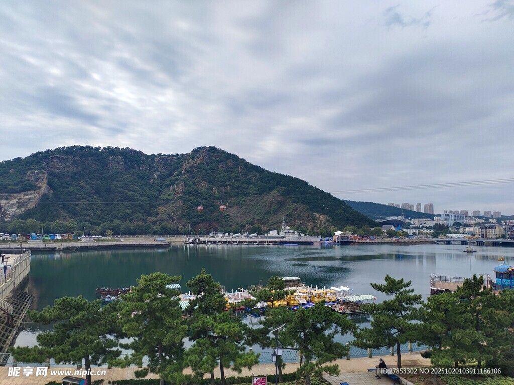 海滨山城美景