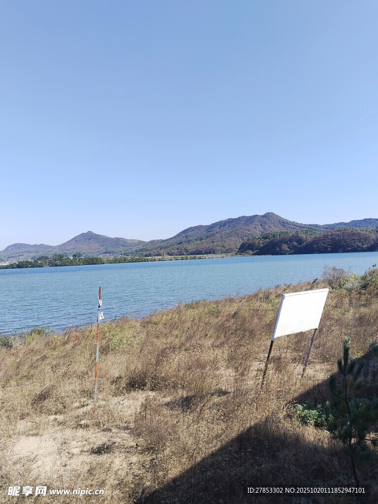 湖畔风光