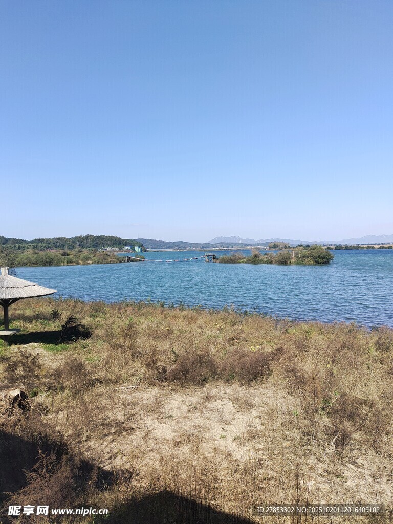 湖畔风光