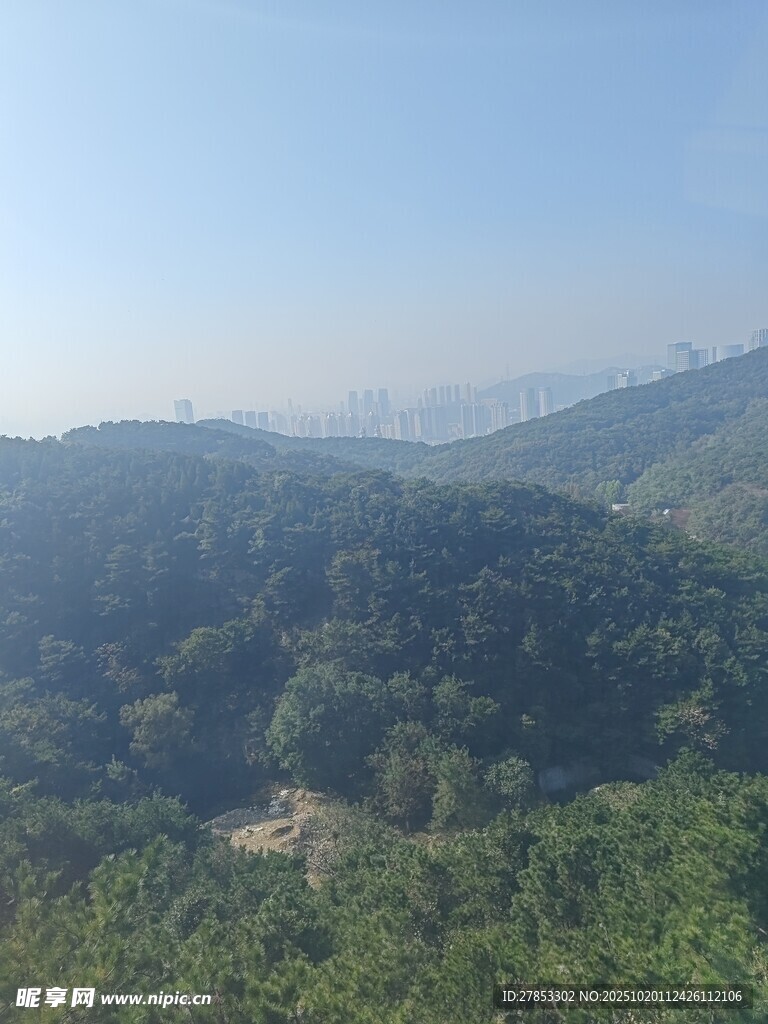 山林全景风光