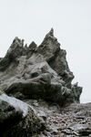 奇特嶙峋的海边岩石景观