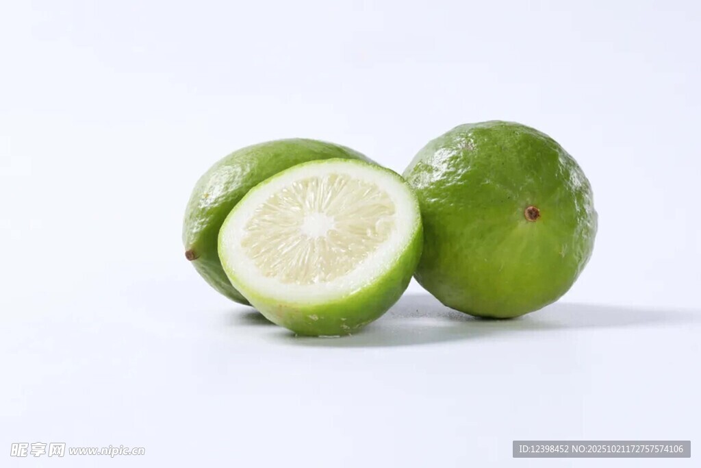 新鲜青柠