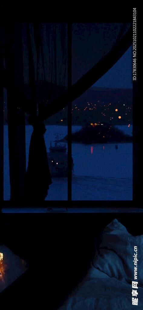 夜晚窗外景色
