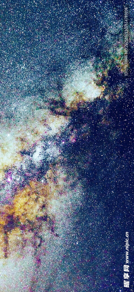 梦幻星空下的绚烂景象