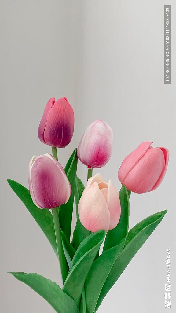 多彩仿真郁金香花束