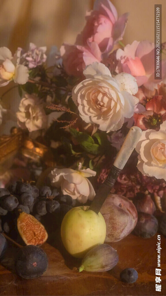 花卉水果静物组合画面