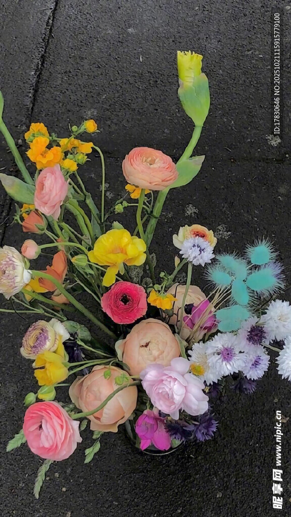 多彩花卉地面艺术造型