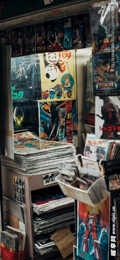 艺术工作室的多彩创作空间