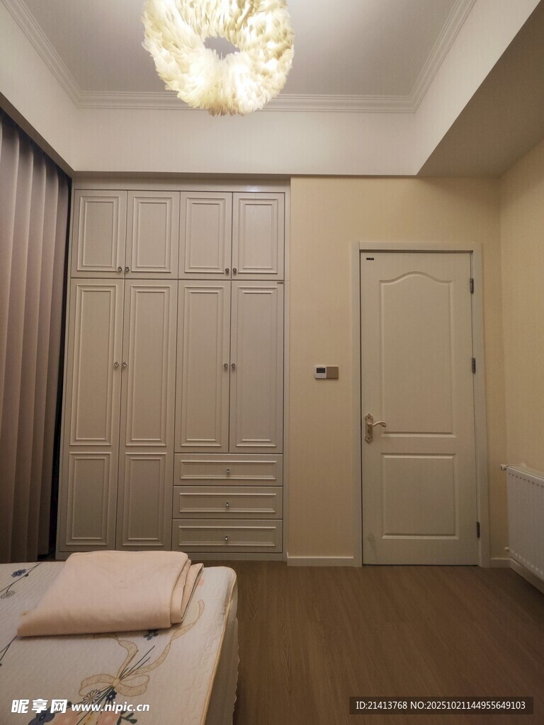 简约温馨卧室室内场景