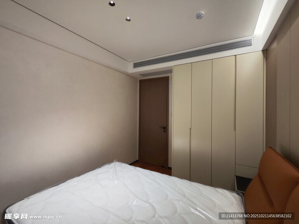 简约现代风格卧室空间