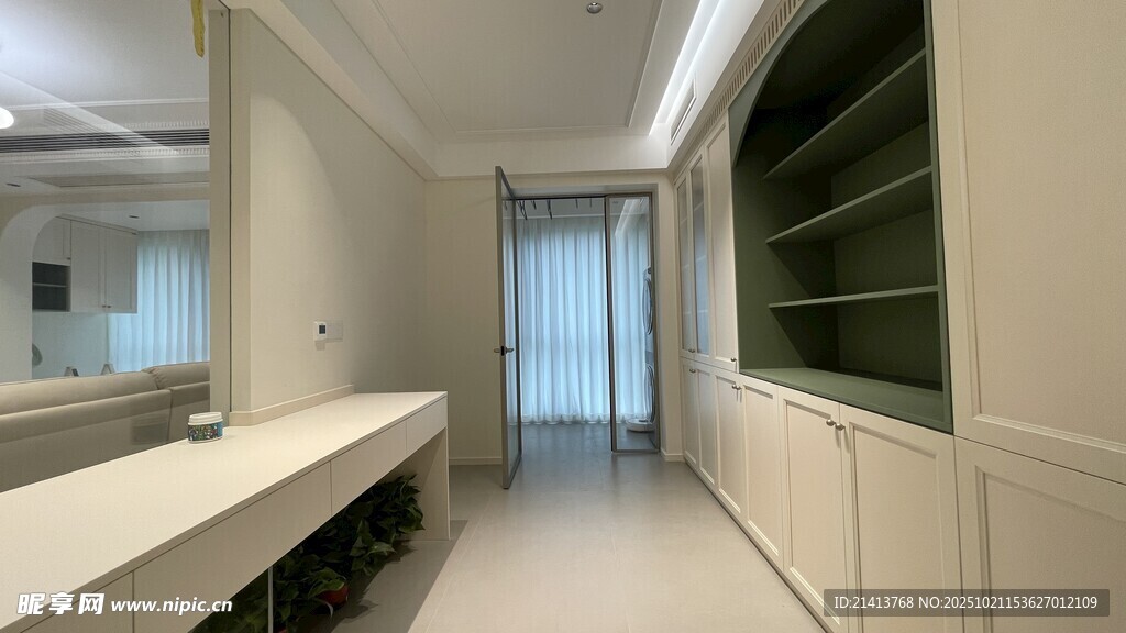 现代简约风格室内走廊空间