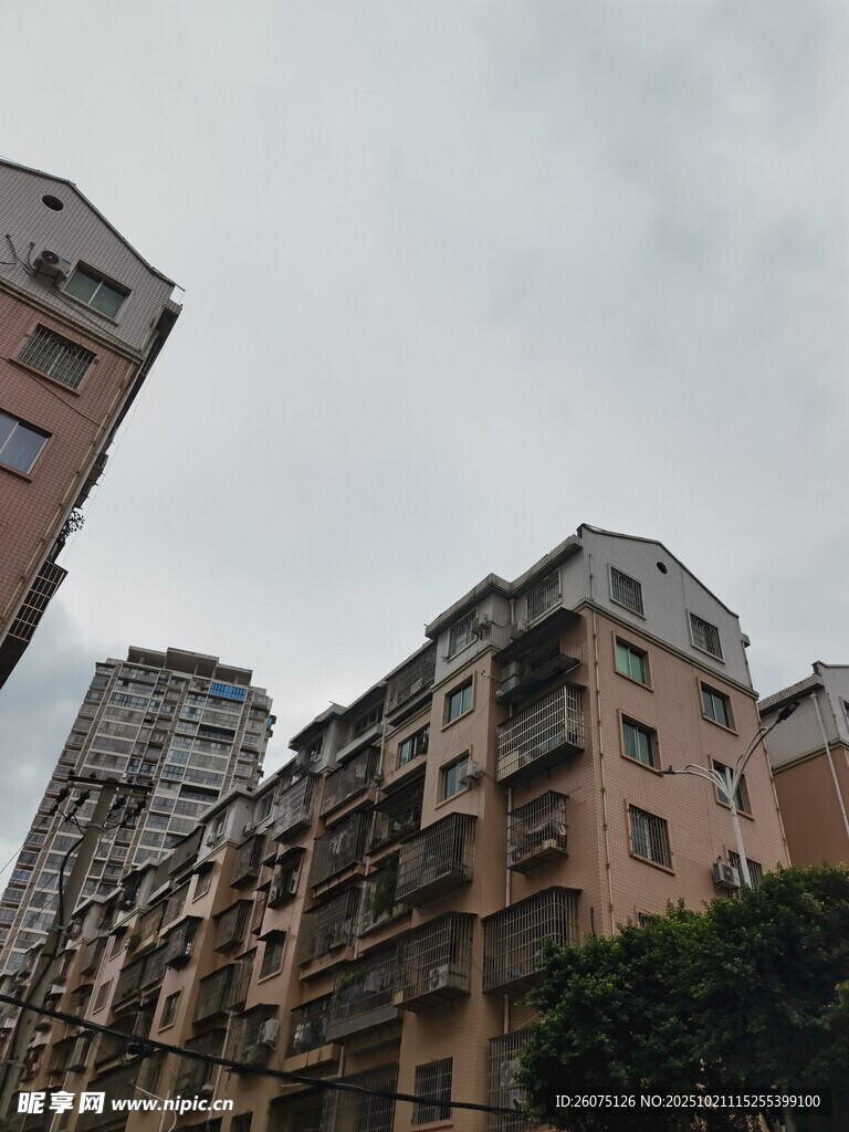 高层居民楼建筑景观
