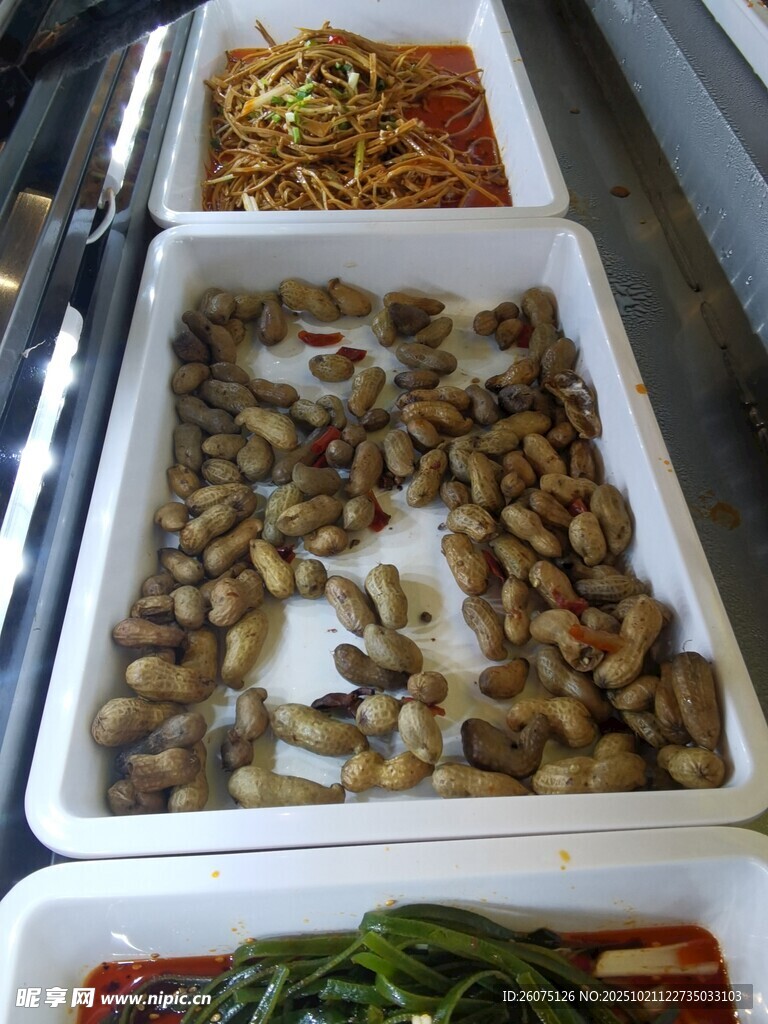 美味卤味花生