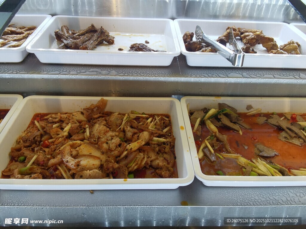 多样美食自助餐菜品展示