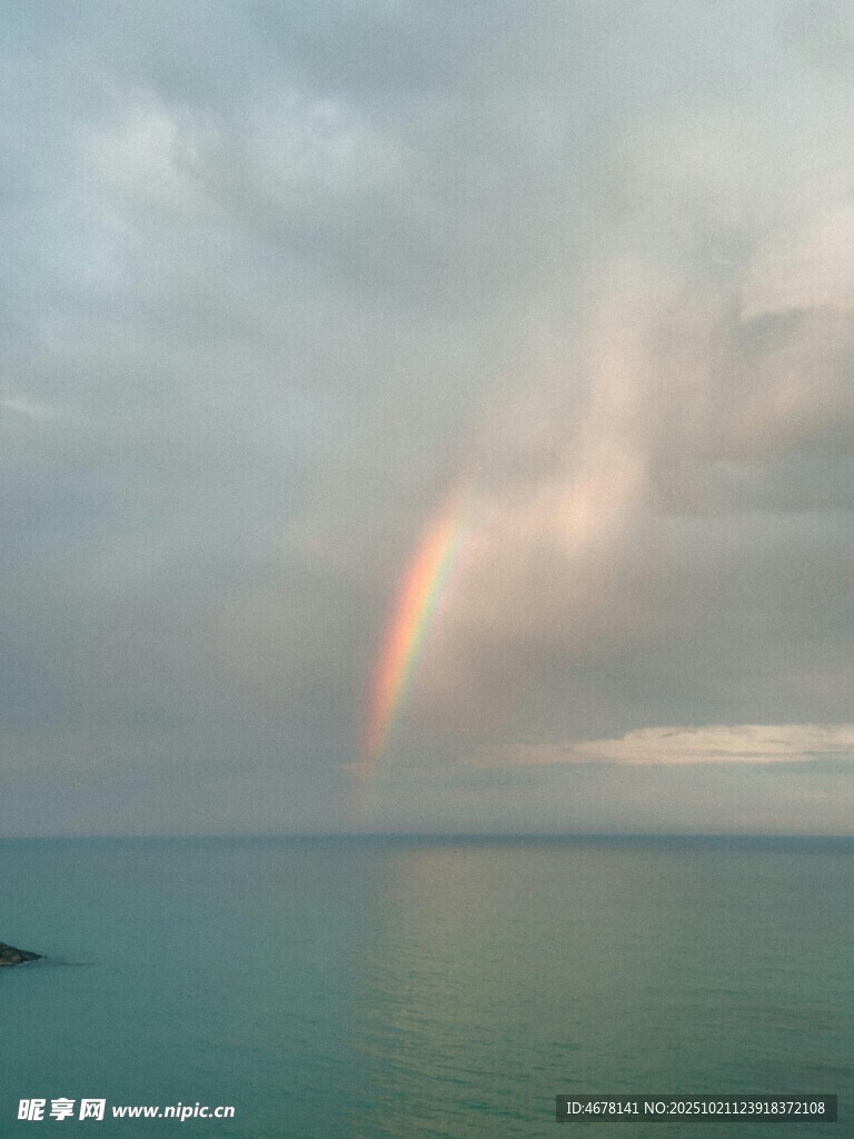 海上彩虹美景