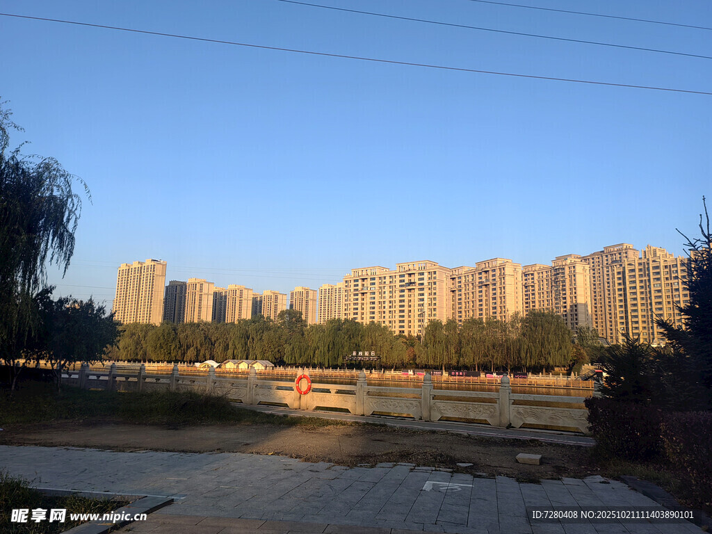 城郊住宅区景观