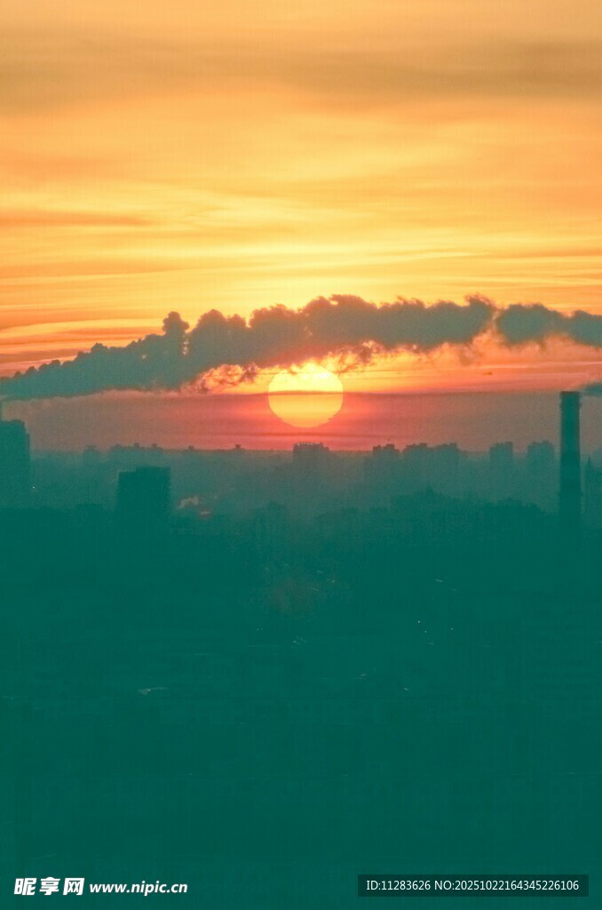 城市日出美景