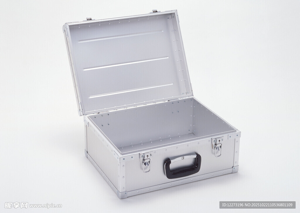 银色铝制手提工具箱