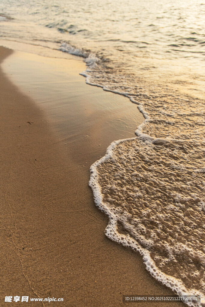 海边浪涌