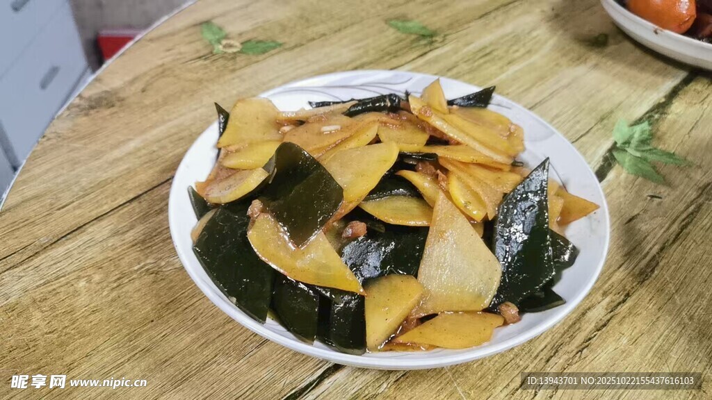 美味薯片与海苔片拼盘  土豆海