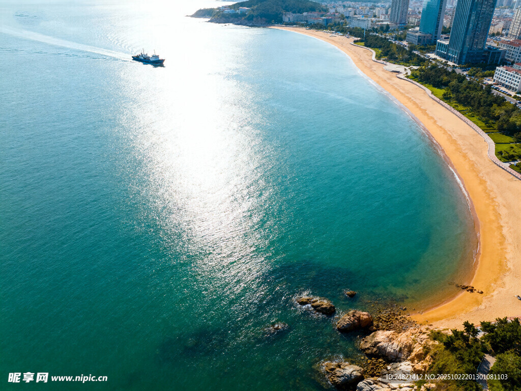美丽海滨风光俯瞰图
