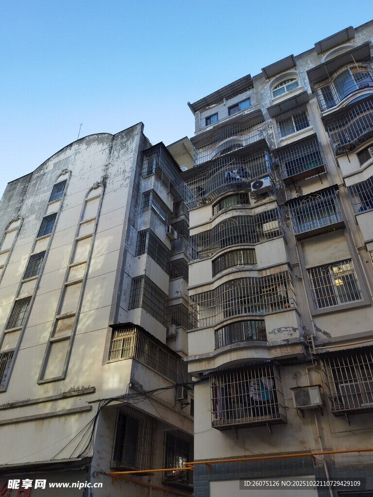 老旧居民楼外观景象
