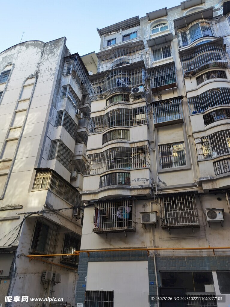 老旧居民楼外观景象